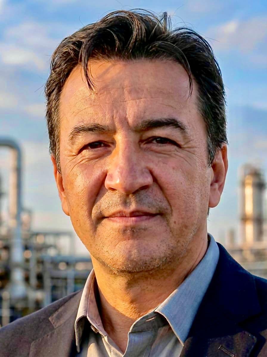 Jorge Granada — Founder and Chief Architect at Knar Global LLC, photographed at an industrial facility